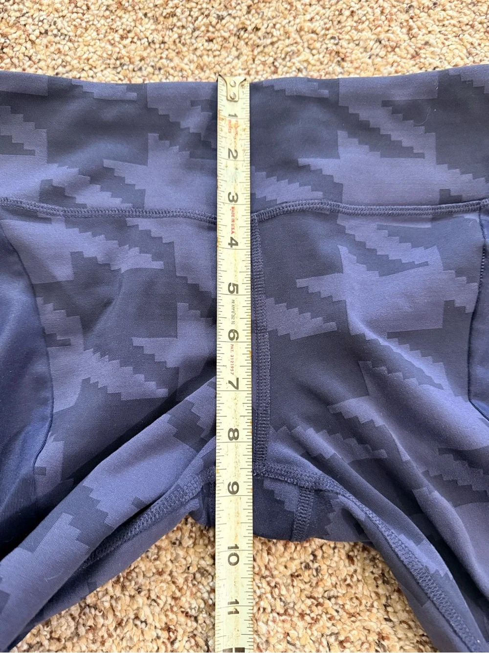 ALO Yoga Leggings Navy Blue Geometric Patterned Size M